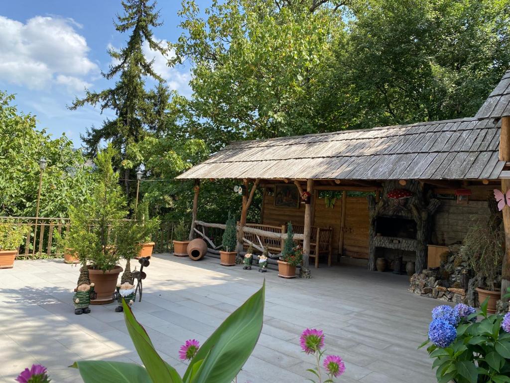 هتل آنانو's گست هاوس Anano's Guesthouse
