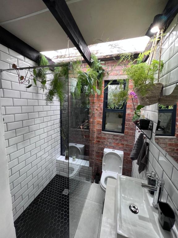 هتل ذا سکریت گاردن هایدووی The Secret Garden Hideaway