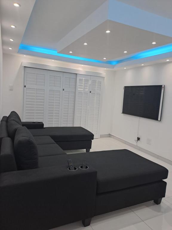 هتل نورث بیچ سامر سندز هالیدی آپارتمنت - North beach summer sands holiday apartment