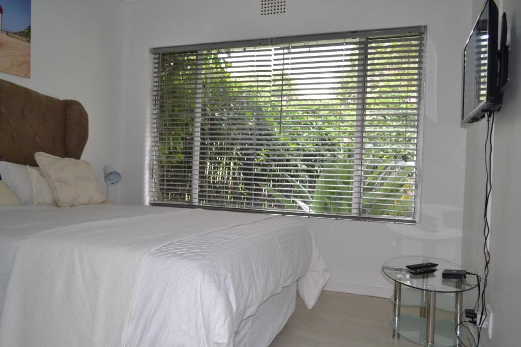 هتل برایانستون الگین - استاندارد 2 گست سوییت - سوییت 5 - Bryanston Elgin - Standard 2 Guest Suite - Suite 5