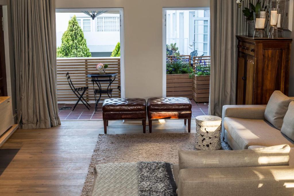 هتل کلاکشِن لاکژری آپارتمِنتس - روزنهوف ویلا Collection Luxury Apartments - Rozenhof Villa