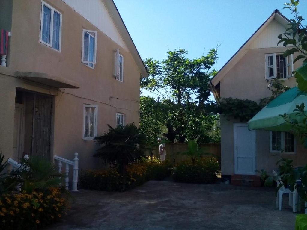 هتل گست هاوس جورجی Guest House Giorgi