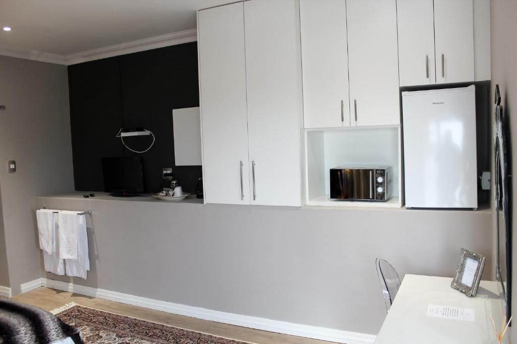 A' Queenslin Guesthouse