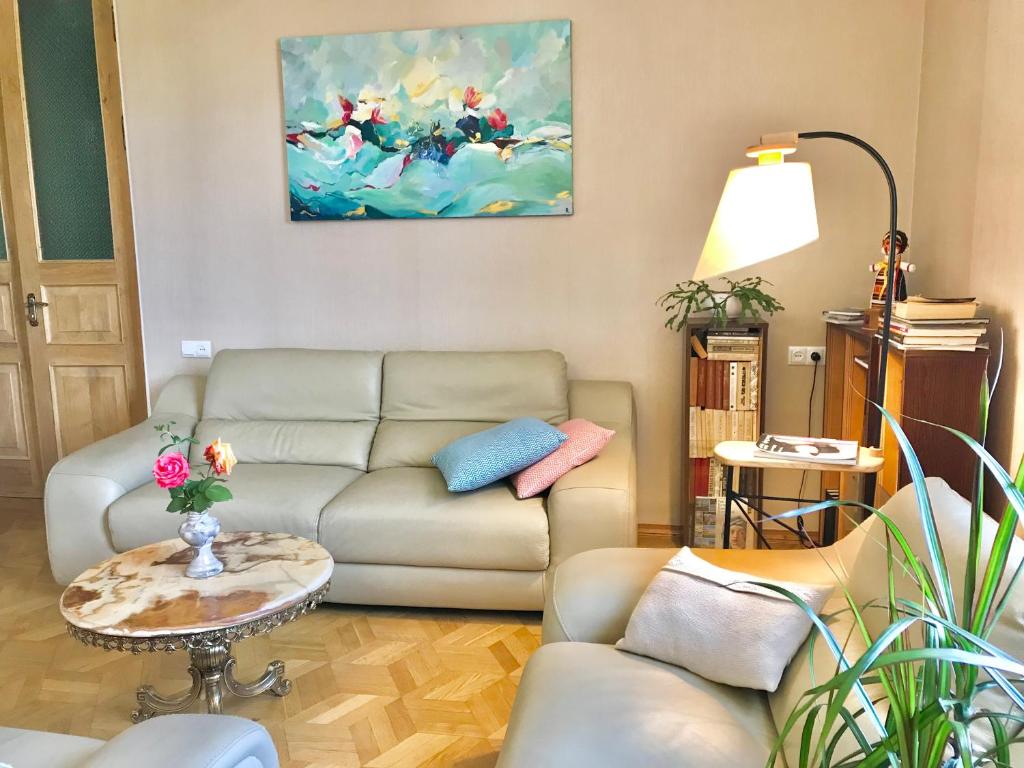 هتل اکو هالیدی هاوس - Eco Holiday House