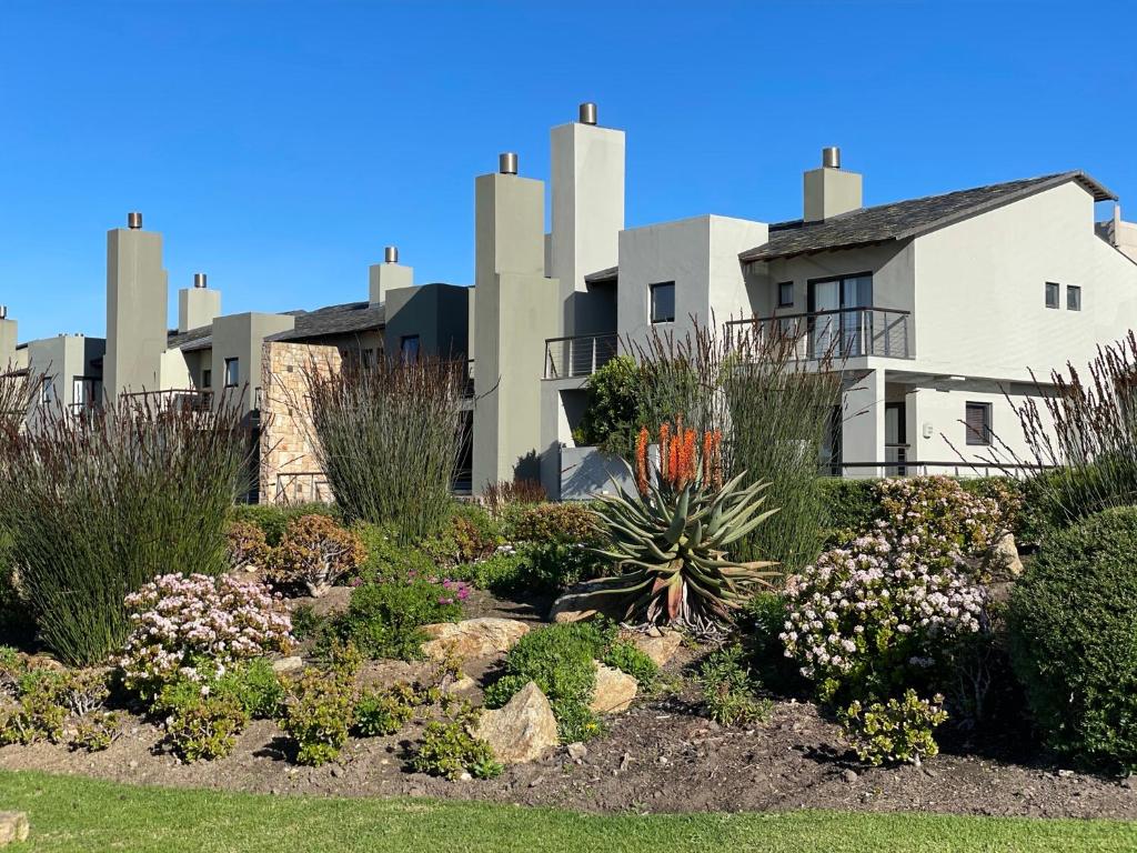 هتل اوبای گلف استیت Oubaai Golf Estate