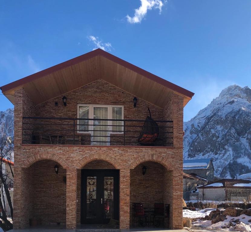 هتل کوزی پلیس این کازبگی Cozy Place in Kazbegi