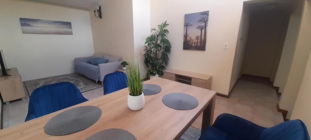 هتل ایمپالا سوئیت -انتایر یونیت- ۲ بیدروم ویت ۱ انسوئیت باث‌رووم Impala Suite -Entire Unit- 2 bedroom with 1 ensuite bathroom