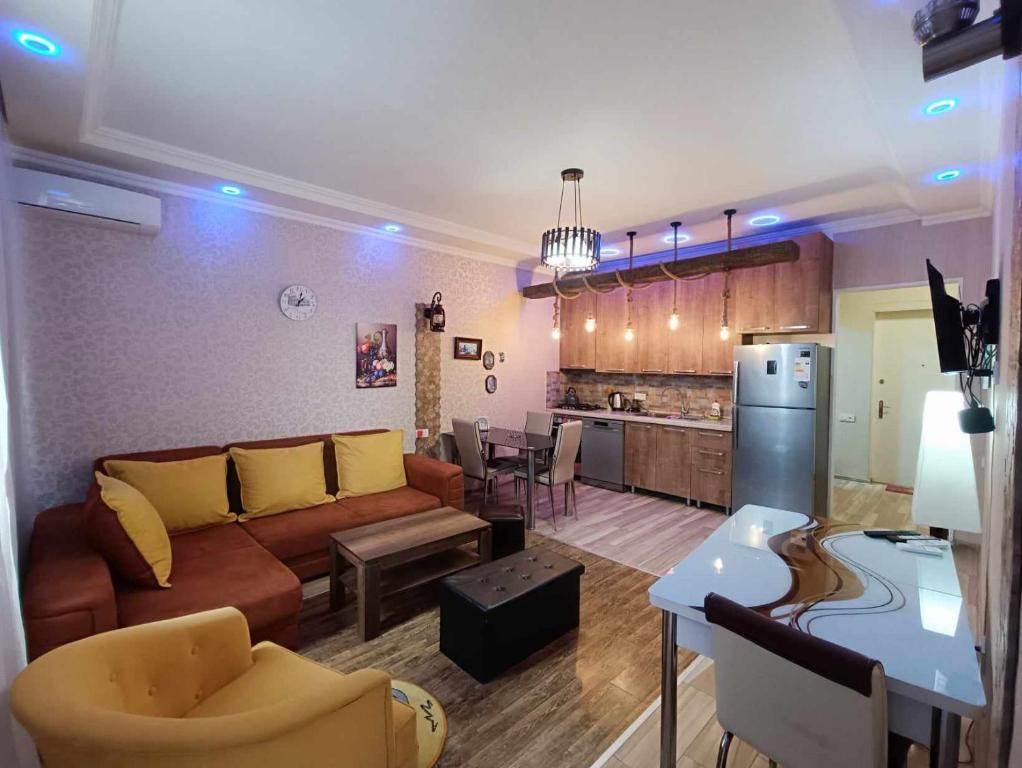 هتل آپارتامنت لِلا - Apartament Lela