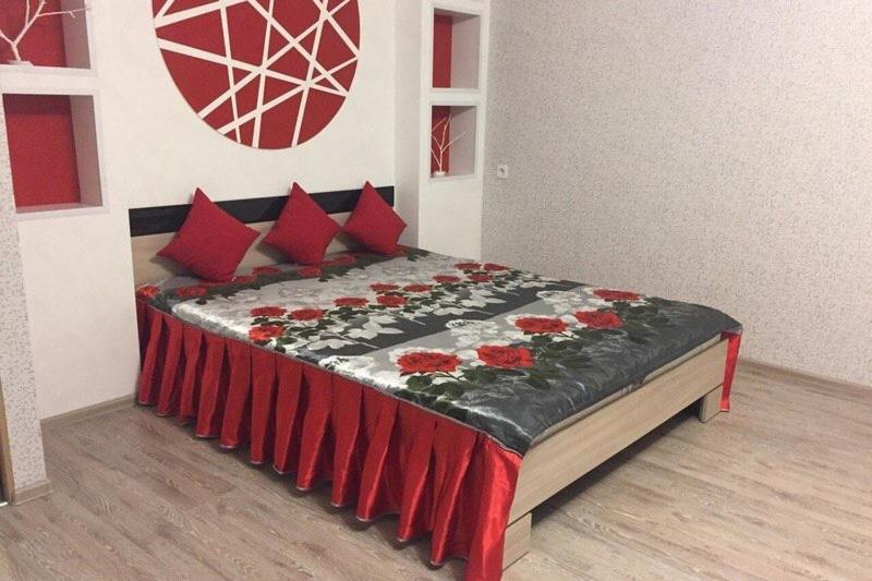 هتل آپارتمان آن دزرژینسکogo 62 Apartment on Dzerzhinskogo 62