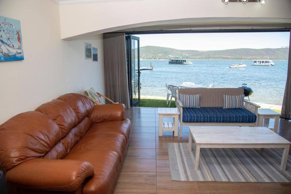 هتل نیو لیستینگ - ۳۳ لاگونا گروو آن د واتر - New Listing- 33 Laguna Grove on the water