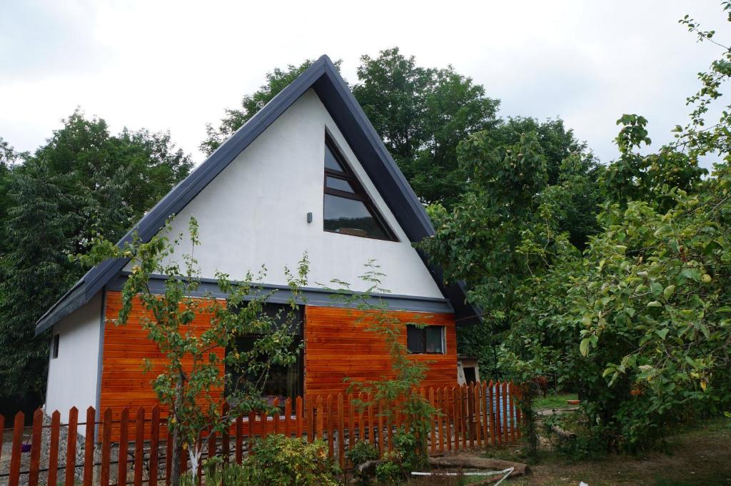 هتل وودلند پارادایس Woodland Paradise