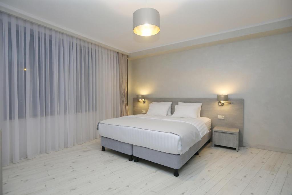 هتل سانست تراس مستیا - Sunset Terrace Mestia