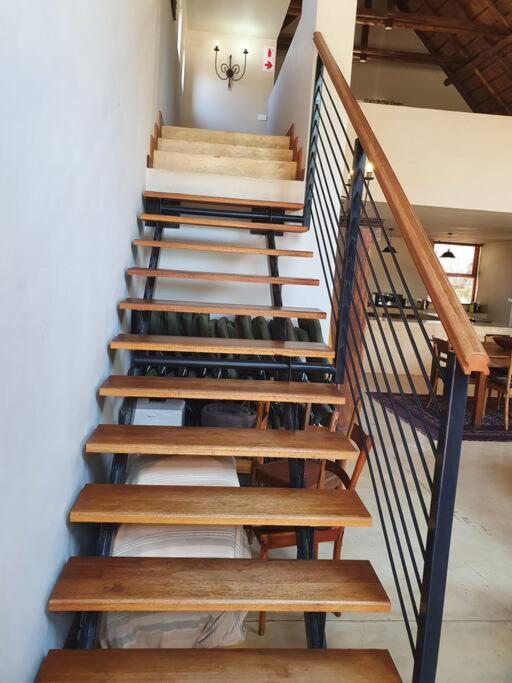 Zebula Golf and Wildlife Estate - Nagapie 12 Pax- Moi Signature Luxury villa