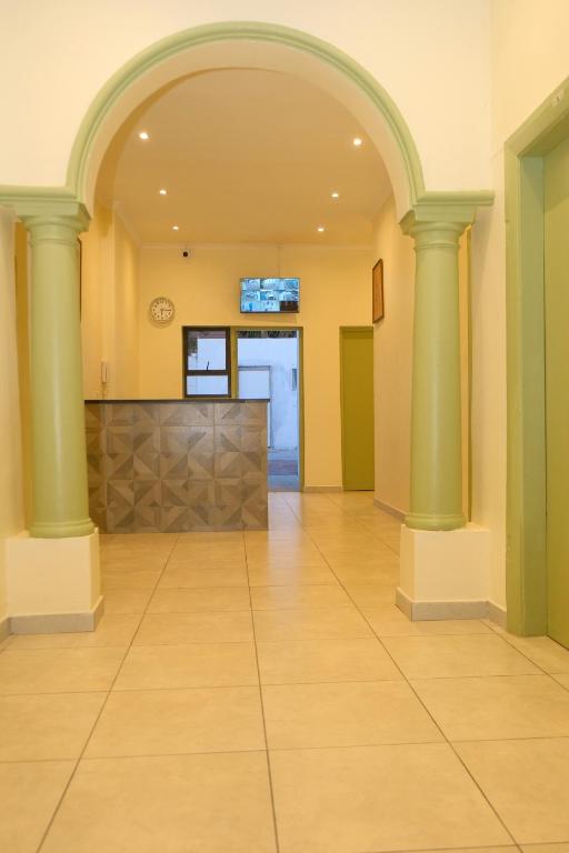 هتل وی لاج پارو - Way Lodge Parow