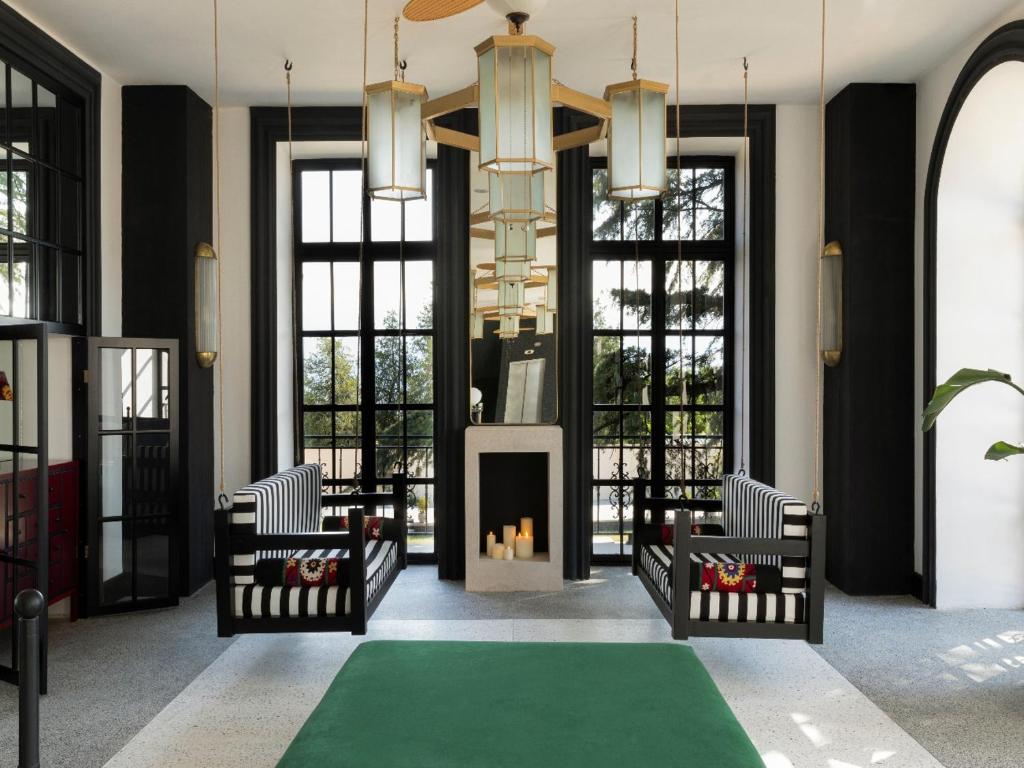 اسکیس دیزاین هتل Esquisse Design Hotel