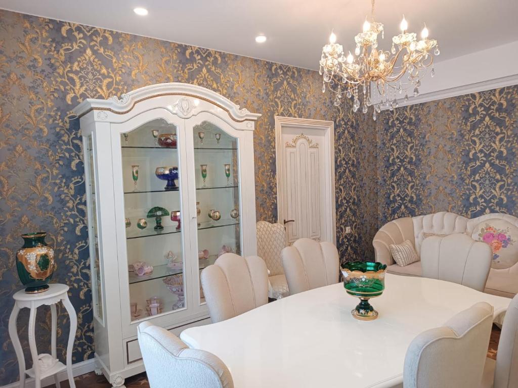 هتل آپارتمان این تفلیس - Apartment in Tbilisi