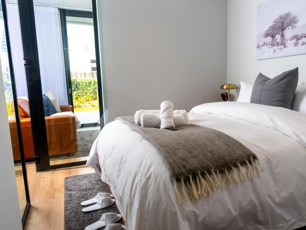هتل لاگژریس آپارتمان، الیپس، واتر فال، میدرند Luxurious Apartment, Ellipse, Waterfall, Midrand