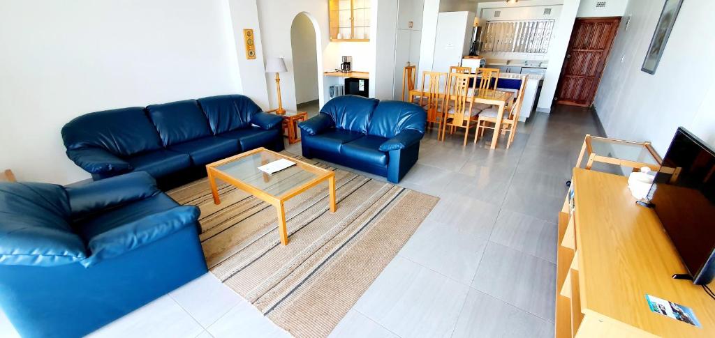 هتل رمزگیت رندزو 13 - اسلیپ 6 - گریت سی ویوز! - Ramsgate Rendezvous 13 - Sleeps 6 - Great Sea Views!