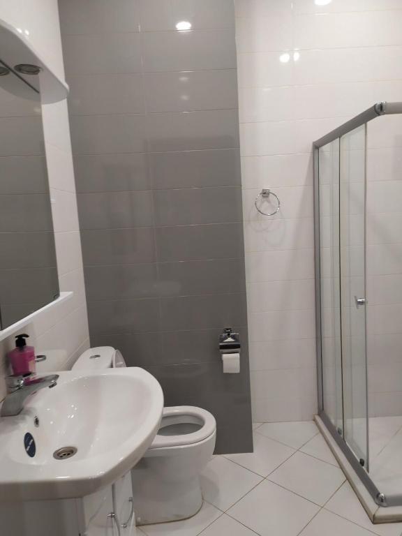 هتل تسرتلی سوئیت هوم 6 - Tsereteli Sweet Home 6