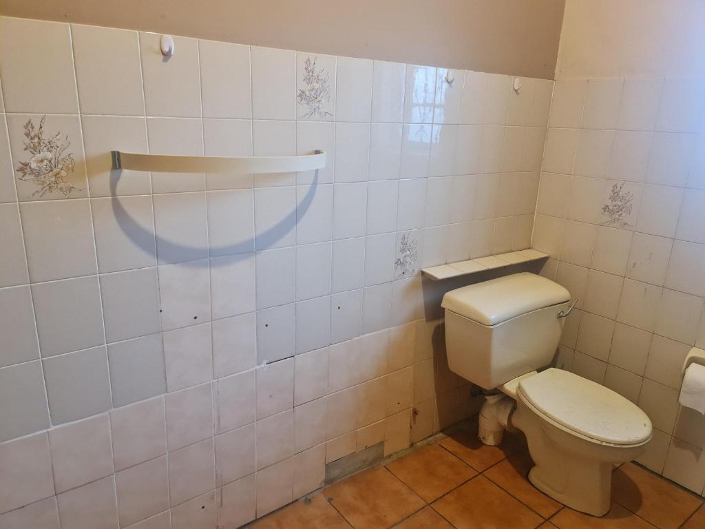 هتل هَسَت گِست هاوس 13 لُوویل استریت بِلِویل کیپ تاون سَوت آفریقا HASATE GUEST HOUSE 13 LOUWVILLE STREET BELLIVILLE Cape Town south Africa