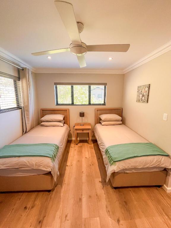 Aquila Chalet Phantom Views