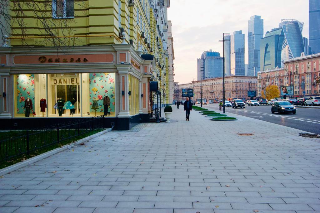 هتل کویارتیرا اسوودیونا - آپارتمان های کیفسکایا 2روم استودیو - KvartiraSvobodna - Apartaments Kievskaya 2room studio
