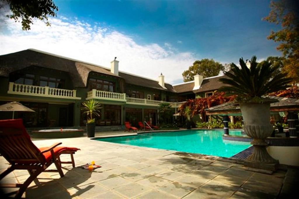 هتل ریدمور ویلا - Ridgemor Villa