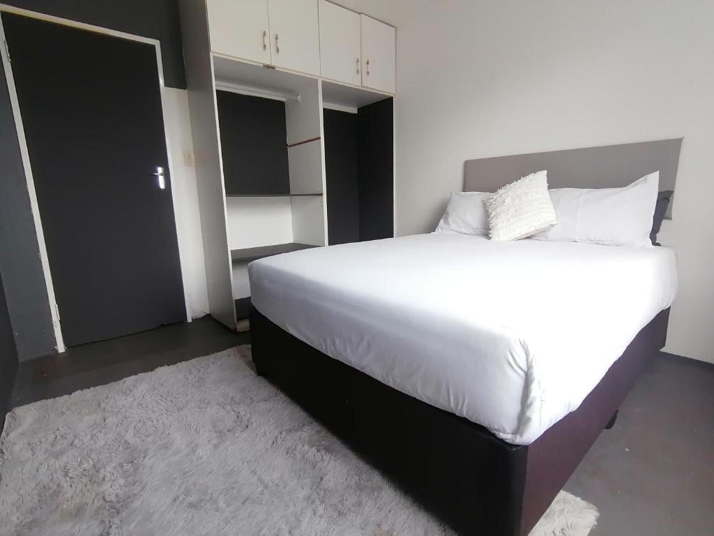 هتل با جد روم Budget Room