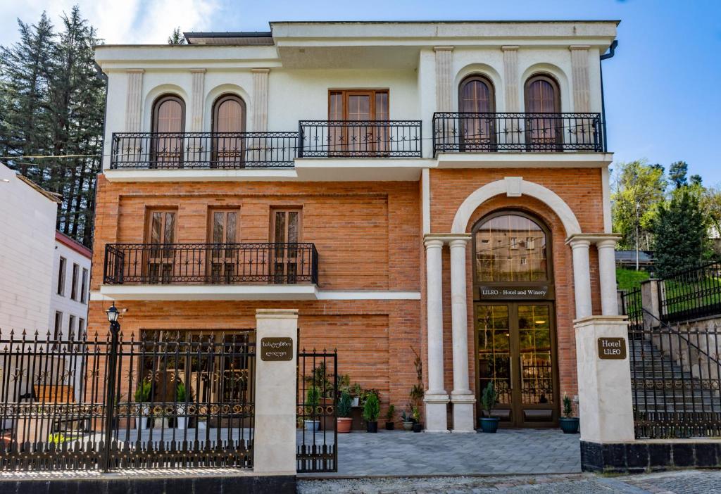 لیلو هتل Lileo Hotel