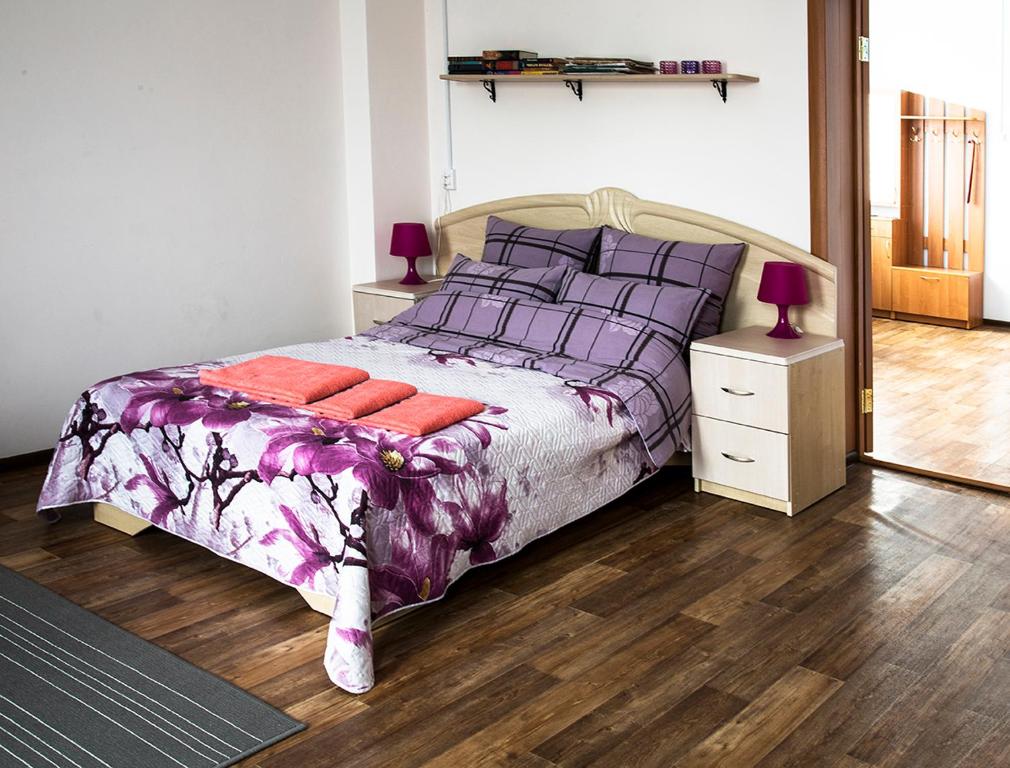 هتل آپارتمانز نا لنینا Apartments na Lenina