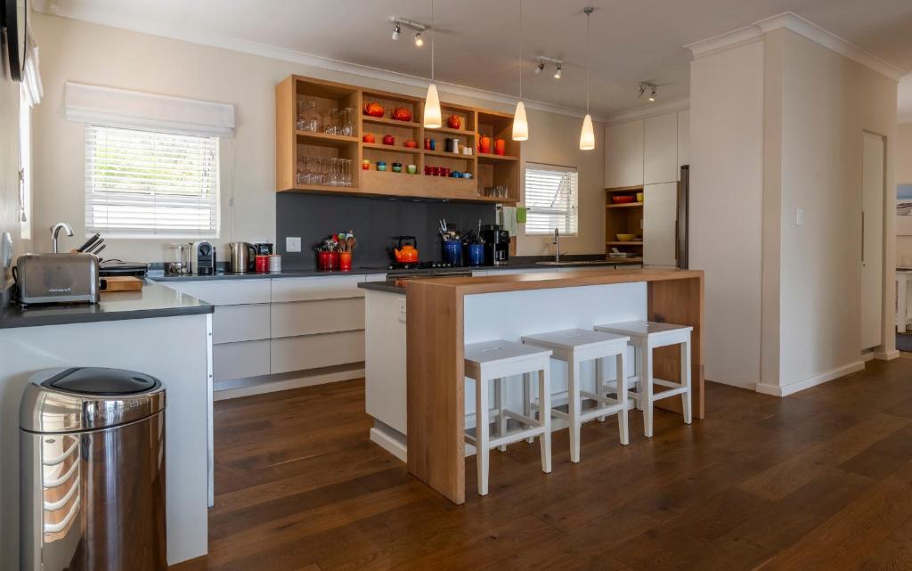 Number Eleven Self-Catering Villa