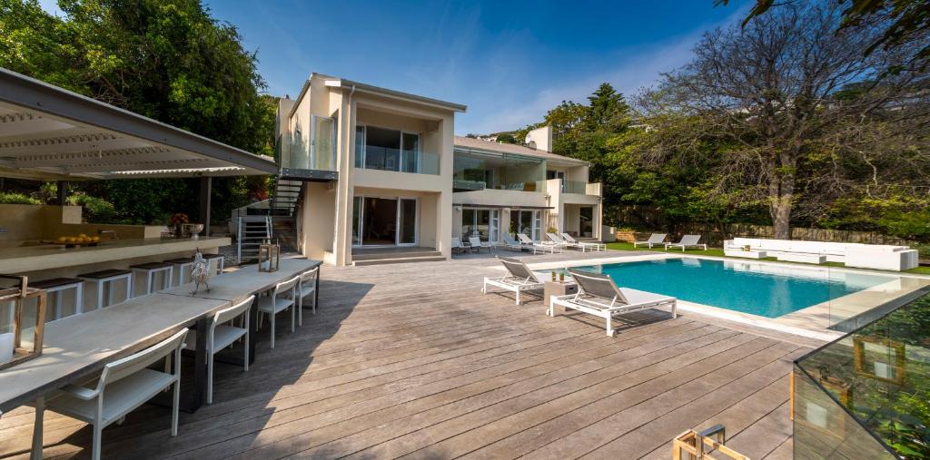 Number Eleven Self-Catering Villa