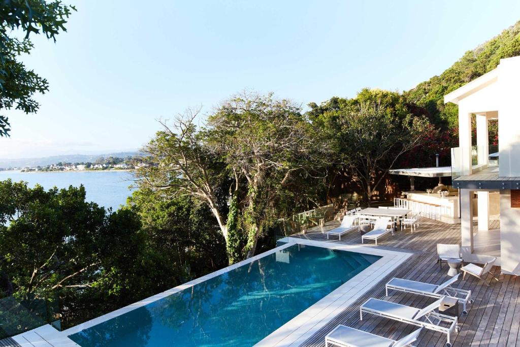 Number Eleven Self-Catering Villa