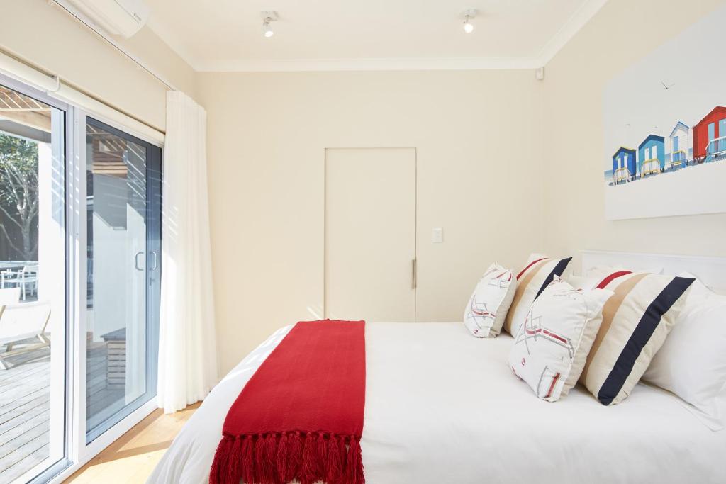 Number Eleven Self-Catering Villa