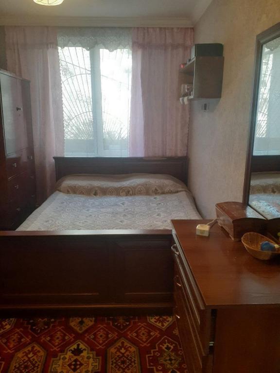 هتل دو-اُخ کُمَنتنایا کُواتیریا - 2-ух комнатная квартира