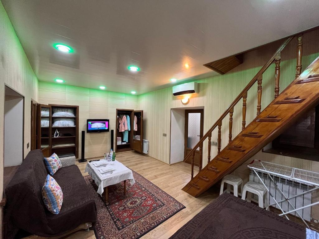 هتل آپارتمنت این اولد سیتی - سیتی سنتر - Apartment in Old city - City Center