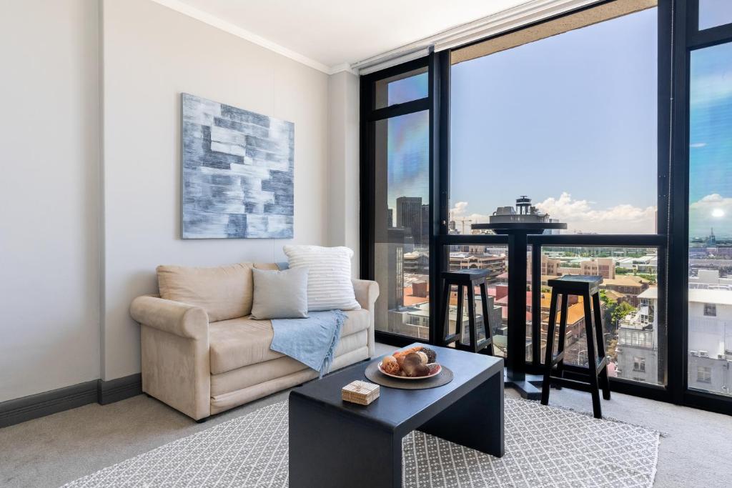 هتل فور سیزنز سیتی آپارتمان پارکینگ پول جیم - Four Seasons City Apartment ParkingPool Gym