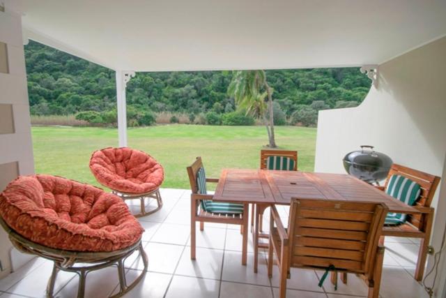 هتل ۱۶ ریور کلاب ویلاس 16 River Club Villas
