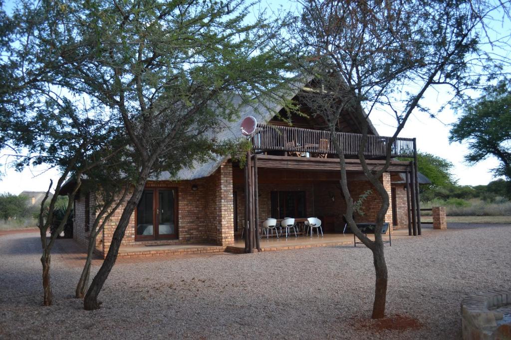 هتل ماخاتو 84 بوش لاج Makhato 84 Bush Lodge