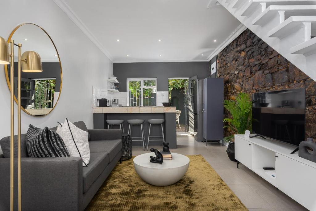 هتل دیکسن استریت ۲۹ - Dixon Street 29