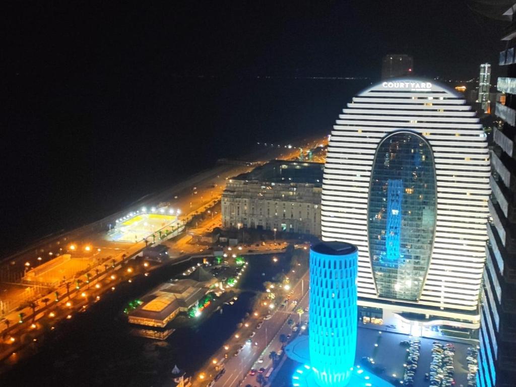 هتل اوربی آپارتمانز نا 45 اتاژه س پریکراسن ویو - ORBI APARTMENTS на 45 этаже с прекрасным видом