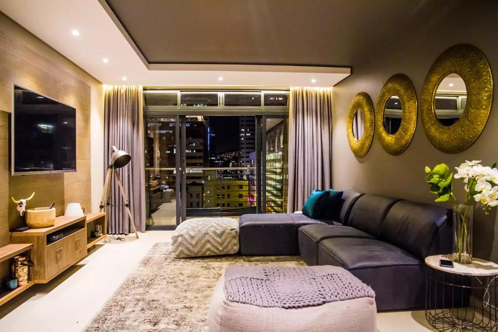 هتل دیزاینر آپارتمان - Designer Apartment