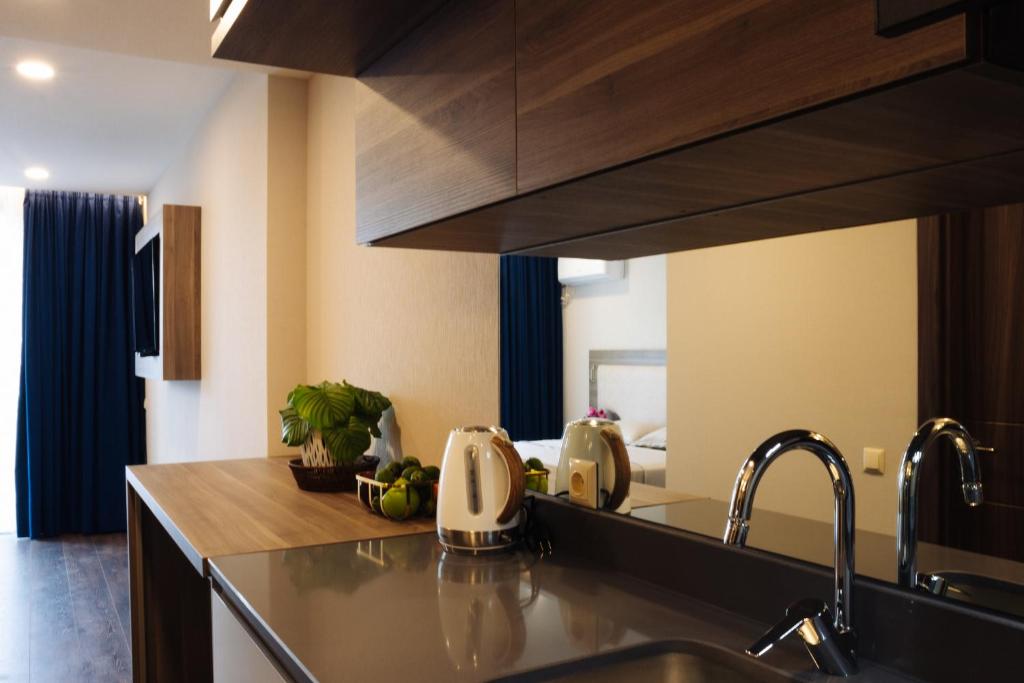 هتل نیو بولوارد آپارتمانز باتومی ام New Boulevard Apartments Batumi M