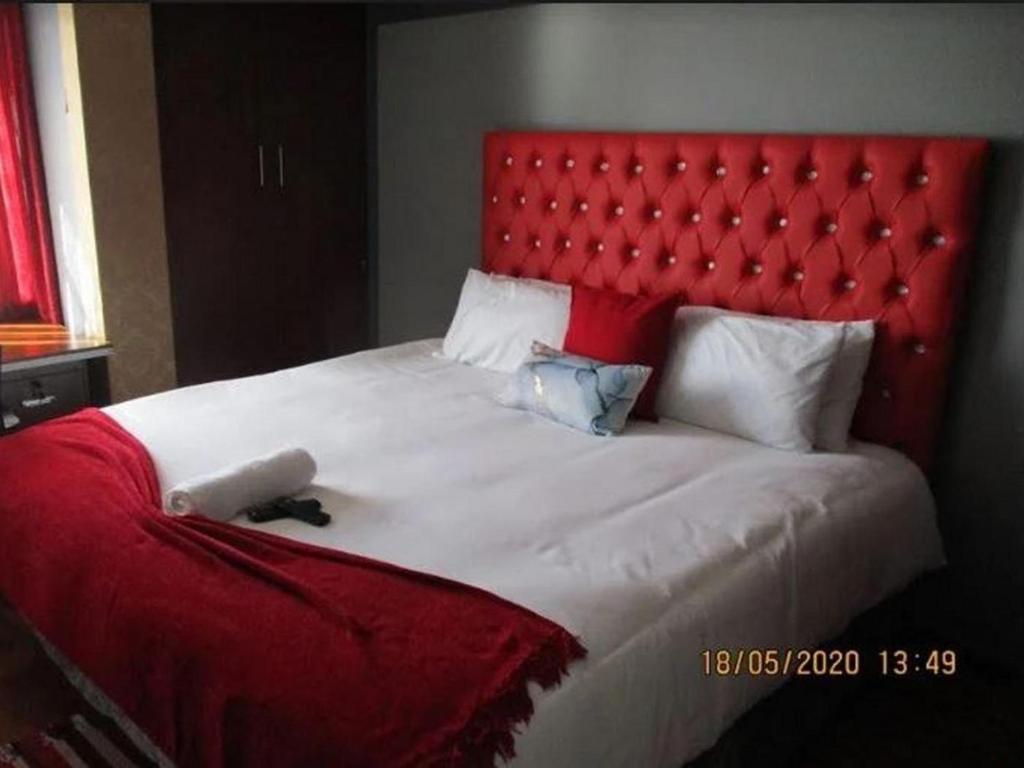 هتل ایمیمانگیلیسو گوست هاوس Imimangaliso Guest House