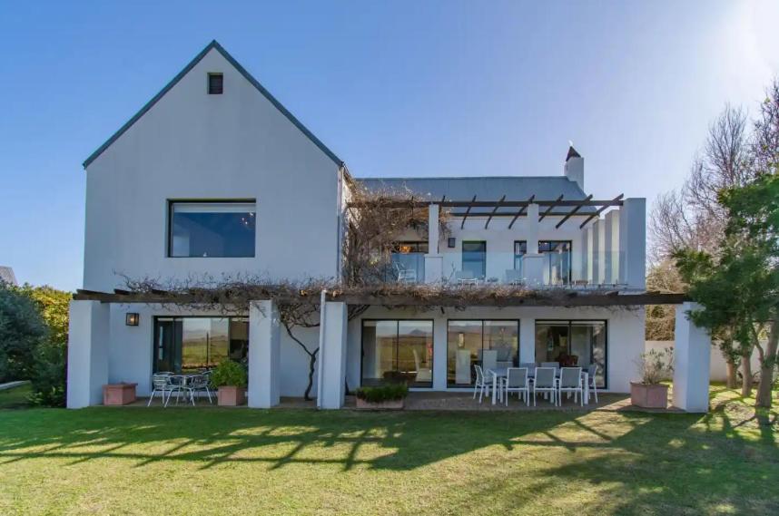 هتل سپکتاکولر استلنبوش Spectacular Stellenbosch