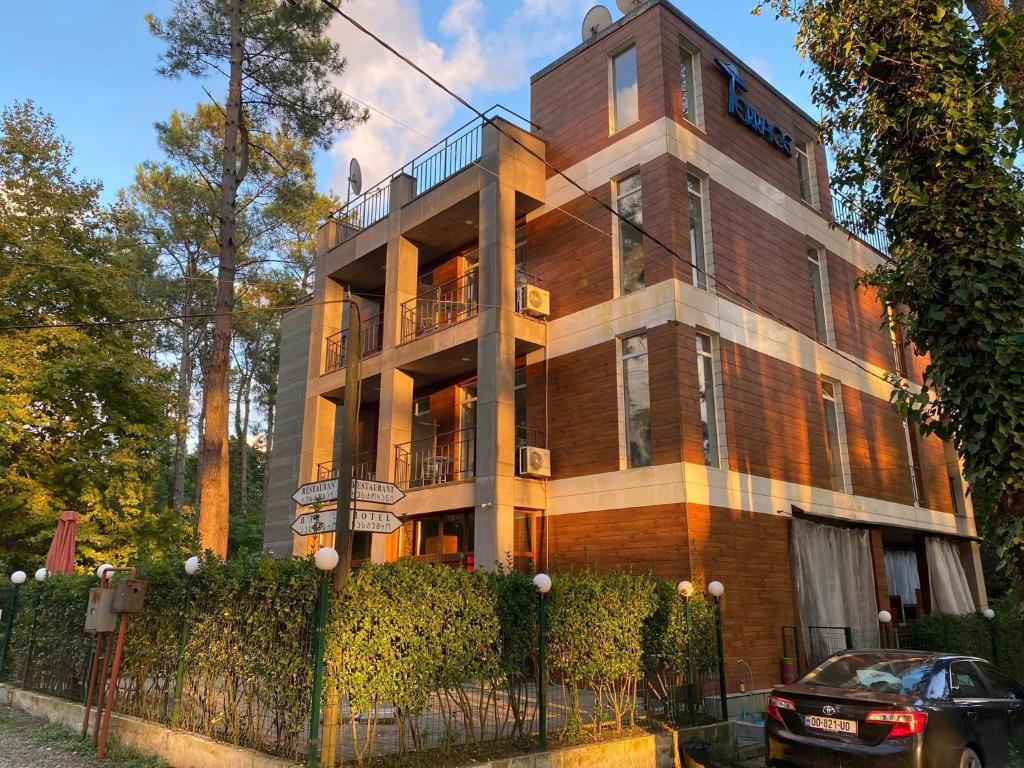 هتل اف پالاس شکووتیلی - Ef Palace Shekvetili