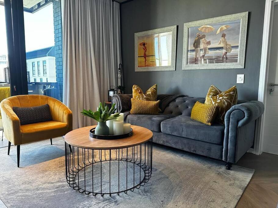 هتل ۵۰۹ بریج‌واتر وان لاکچری آپارتمان - 509 BRIDGEWATER ONE LUXURY APARTMENT