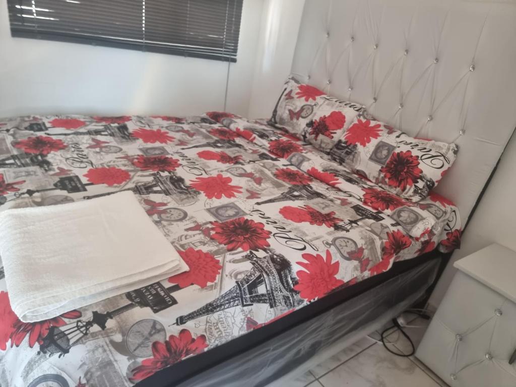 هتل میت گست هاوس - Mit Guest house