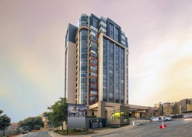 هتل سندتن اسکای - Sandton Skye