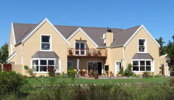 هتل ولی لافٹس - Vlei Lofts